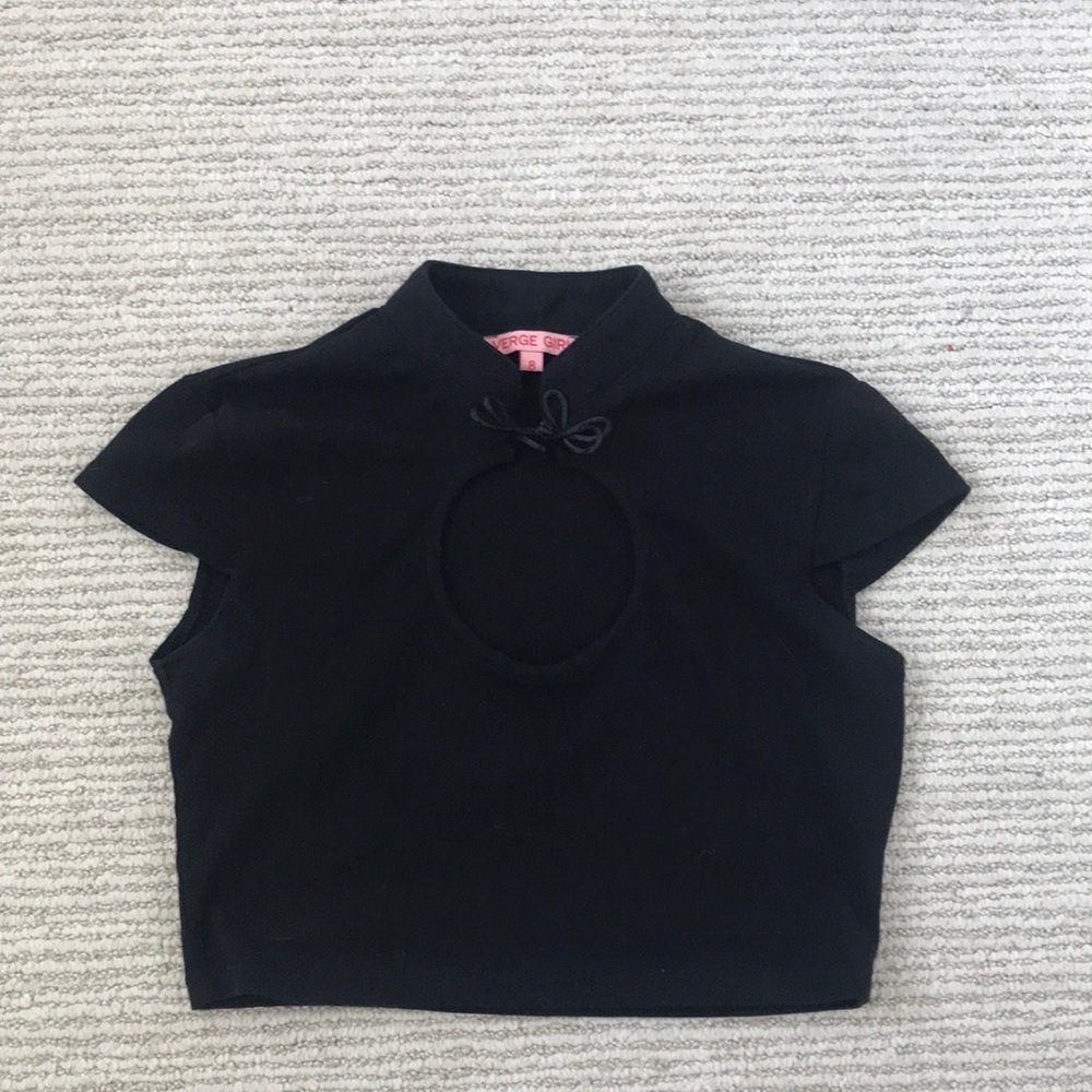 👉Verge girl black high neck top